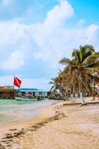 Read more about the article Ambergris Caye Belize – Living The Island Life – An Insider’s Guide